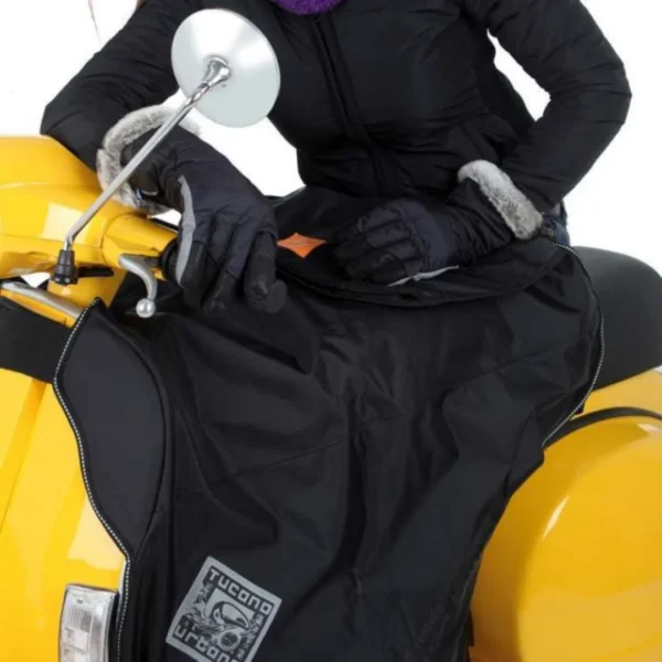 TUCANO URBANO R153 ფეხის საფარი